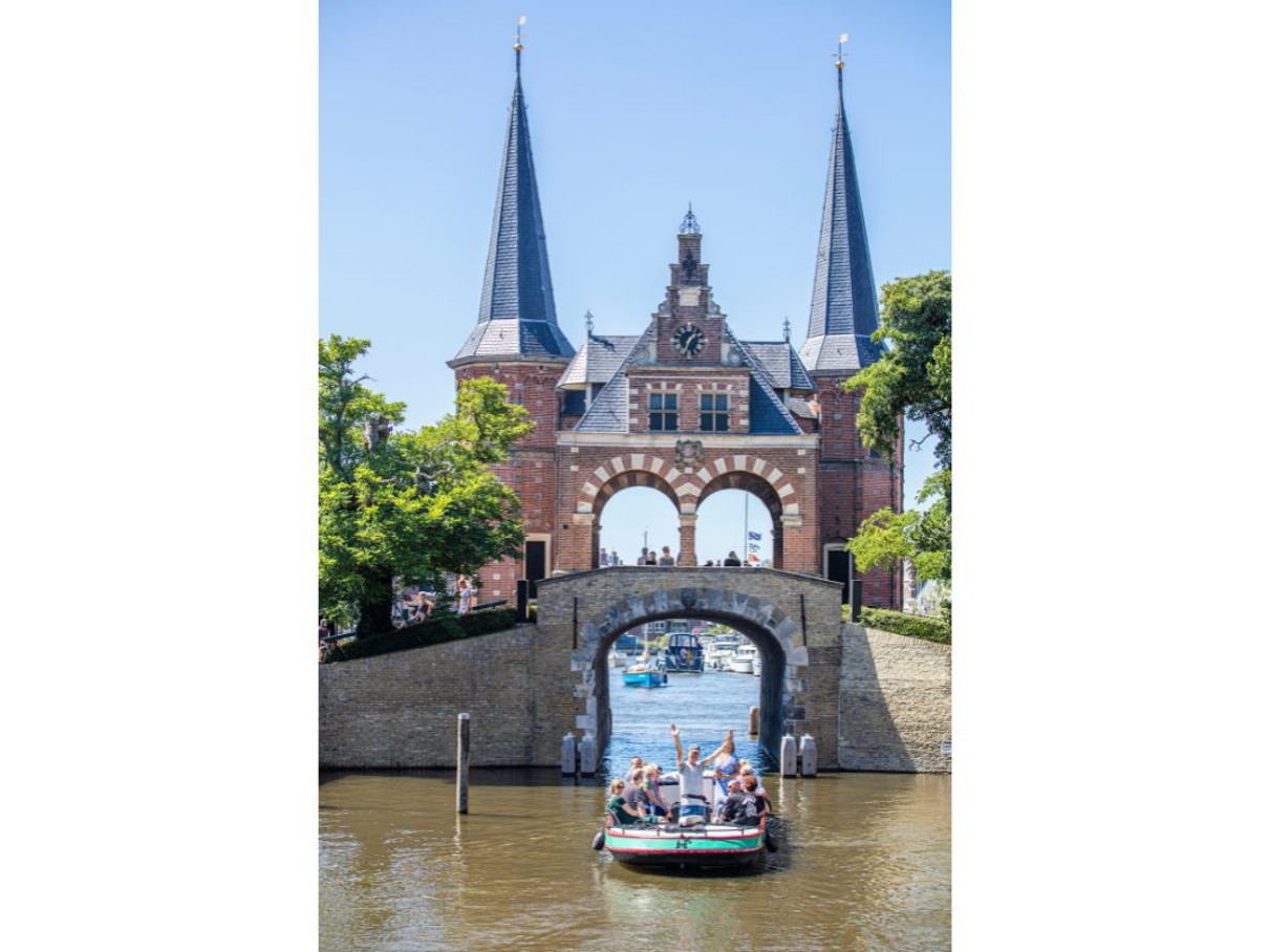 Grachtenrondvaart door Sneek